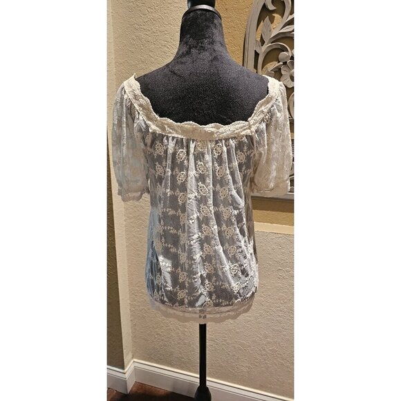 Ultra Pink Women's Whimsey Cottagecore Sheer Lace Floral Button-Front Blouse M - Picture 2 of 6